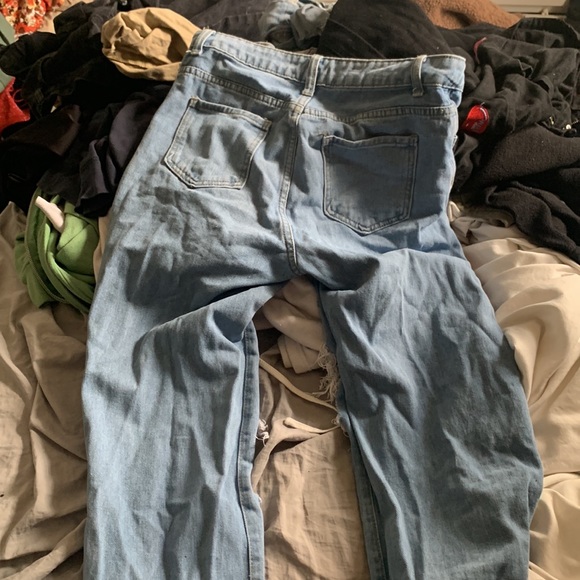 Selling as I no longer wear these - Picture 2 of 3